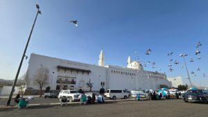 Kisah Masjid Qiblatain: Saksi Perubahan Arah Kiblat ke Ka'bah
