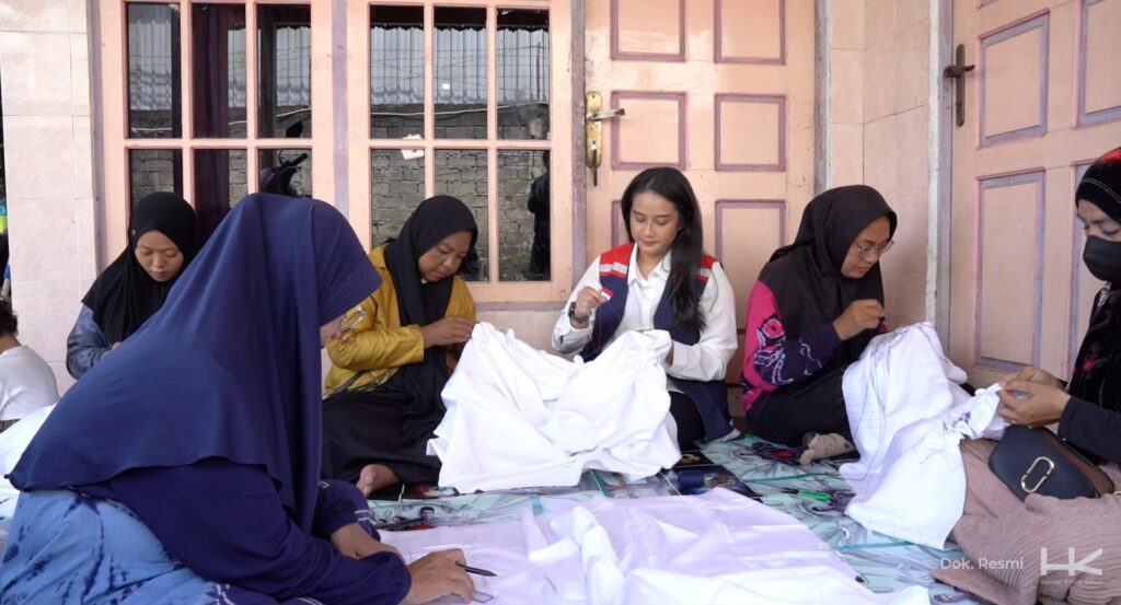 Hutama Karya Dukung UMK Banjar: Lestarikan Sasirangan dan Berdayakan Difabel