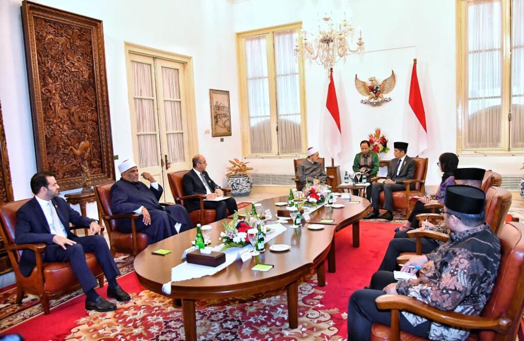 Presiden Jokowi Sambut Grand Syekh Al Azhar: Serukan Perdamaian dan Toleransi