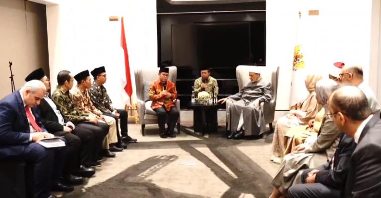 Prof. Kamaruddin BWI dan Grand Syekh Al Azhar Bahas Kontribusi Wakaf untuk Indonesia
