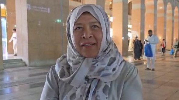 Hermita Akmal: Perjalanan Haji Pertama yang Penuh Kemudahan dan Keberkahan