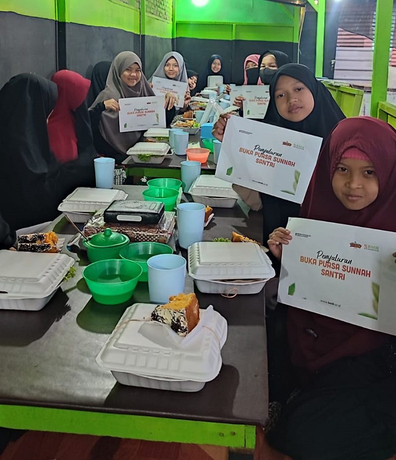 BMH Sumut Ajak Santri Nikmati Buka Puasa Sunnah di Restoran