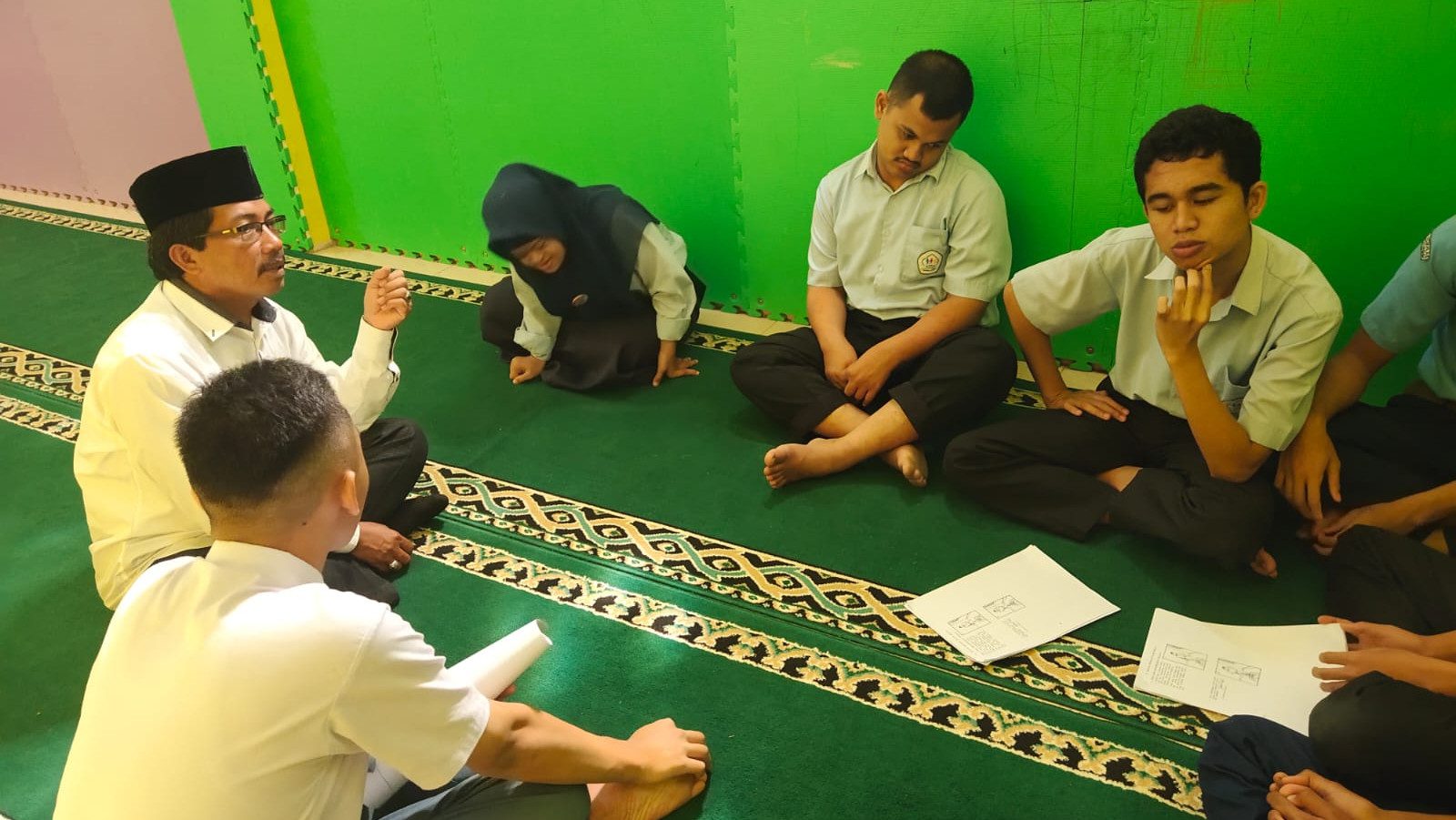 Kisah Inspiratif Rusman Edi, Penyuluh Agama dari Bukittinggi yang Bantu ABK Belajar Al-Qur'an