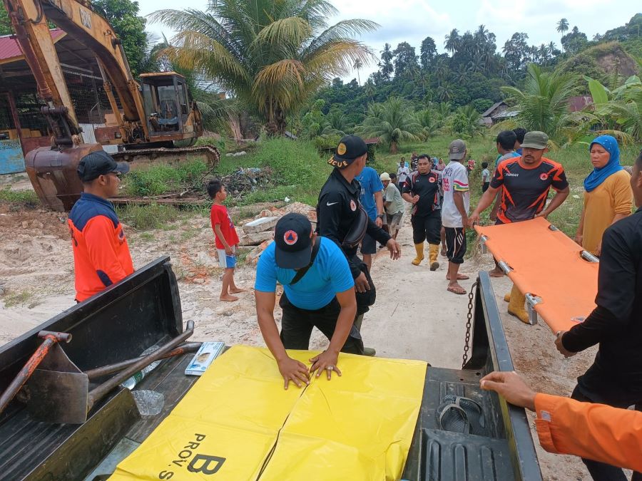 Tanah longsor Padang Pariaman