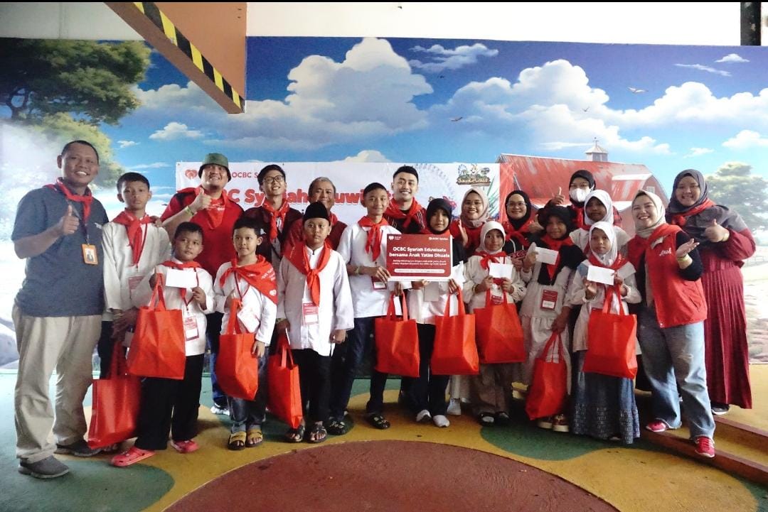 OCBC Syariah Bahagiakan Anak Yatim di Eduwisata Jungelland Bogor