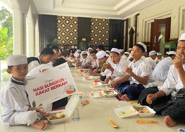 Jumat Berkah: Ratusan Santri dan Dhuafa di Medan dan Deli Serdang Nikmati Hidangan Bergizi