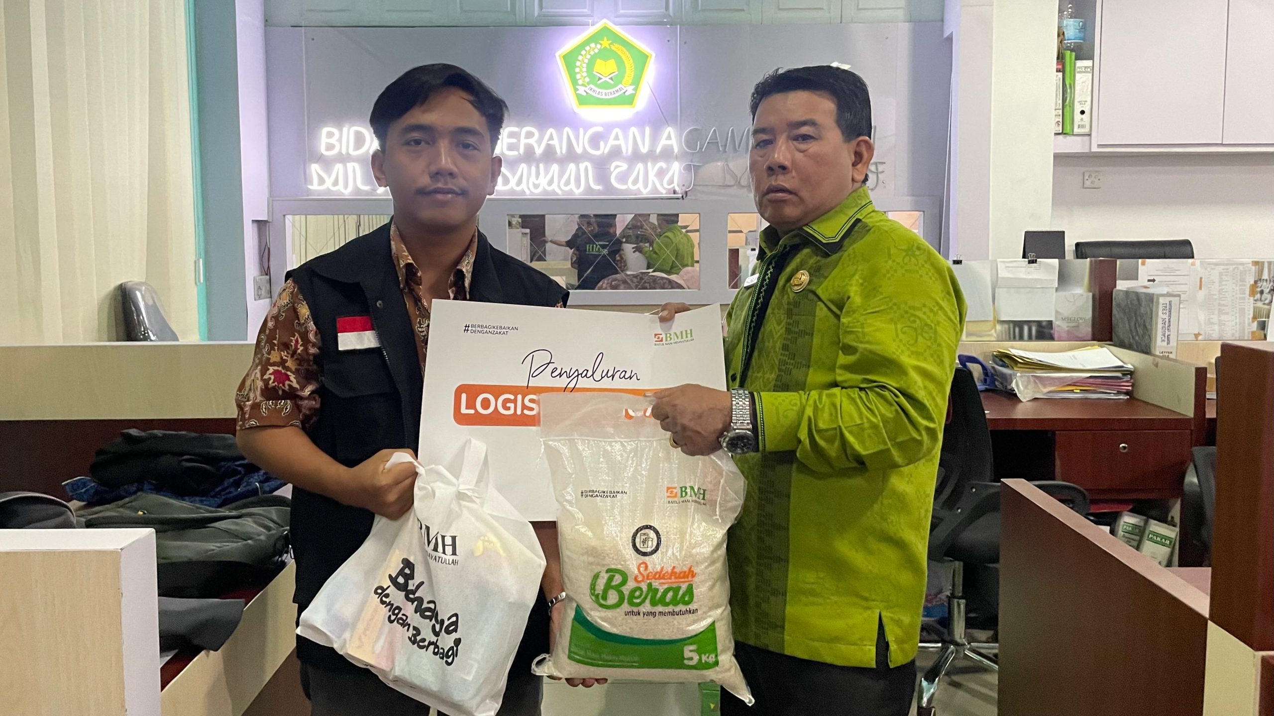 BMH Sumut Sambut Hari Amal Bhakti dengan Bantuan untuk Dhuafa dan Anak Yatim