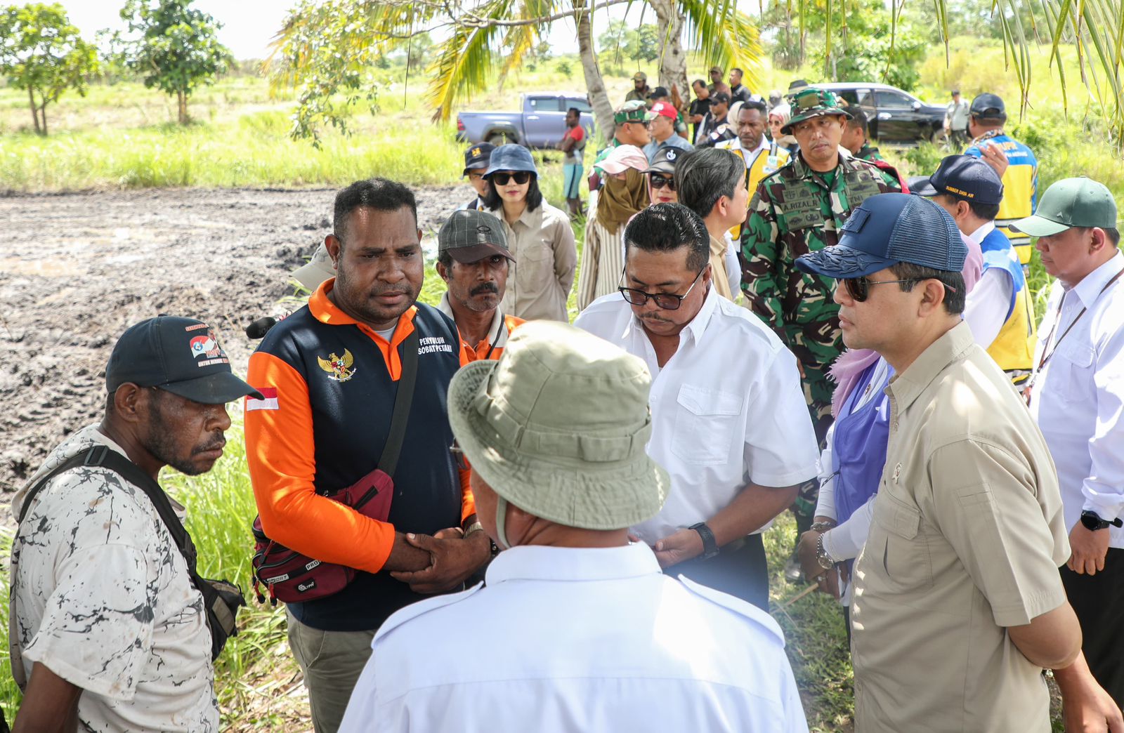 Kunjungi Kawasan Transmigrasi Salor di Merauke, Menteri Transmigrasi Sampaikan Pesan Presiden