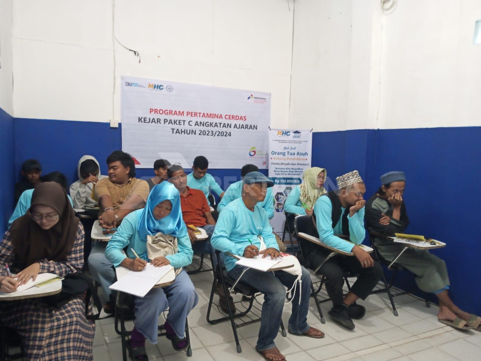 Pertamina Cerdas Kejar Paket C: Kilang Dumai Perkuat Pendidikan untuk Masa Depan Masyarakat