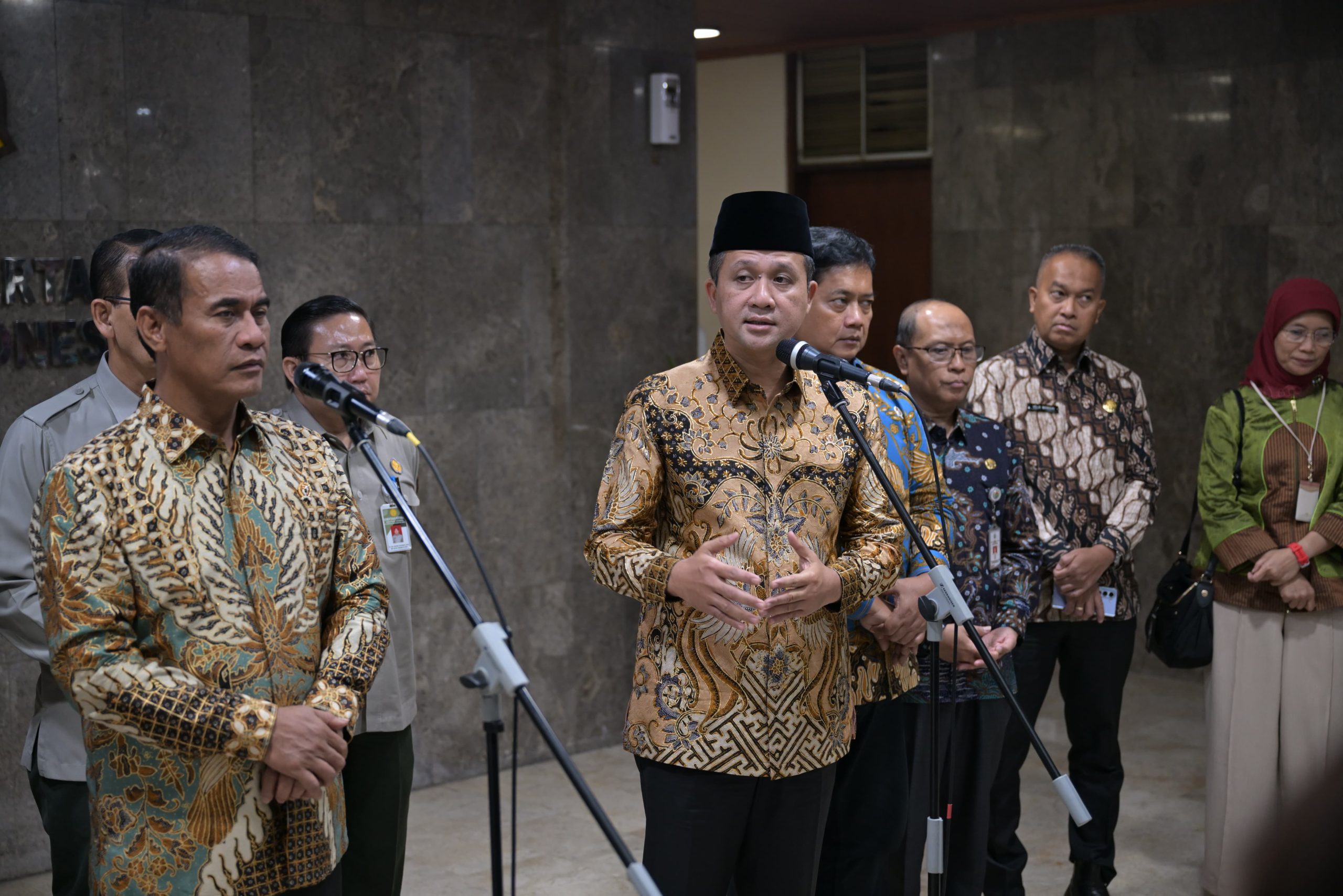 Kolaborasi Kementrans - Kementan : Dorong Petani dan Transmigran Punya Penghasilan di Atas Menteri