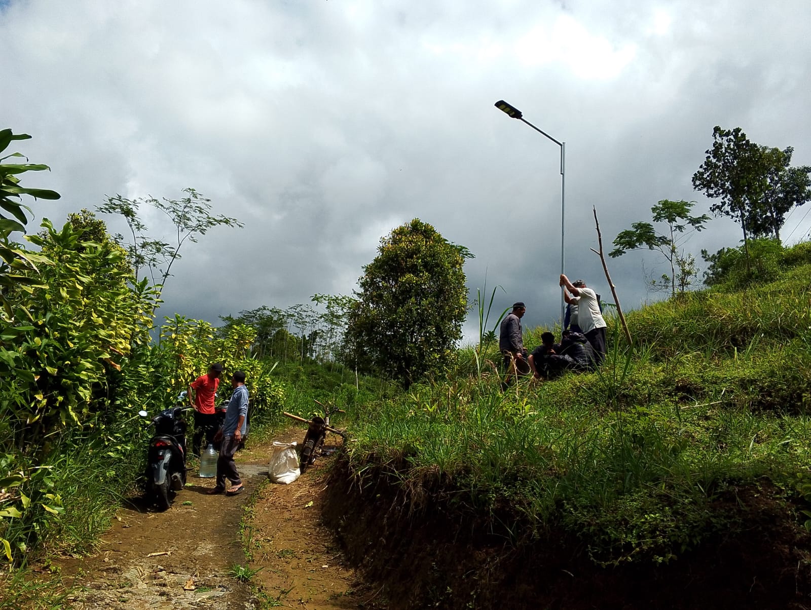 Program Latihan khidmat Jam’iyyah (PLKJ) itu sendiri merupakan wahana pelatihan dan pembinaan santri dalam berbagai aspek potensi