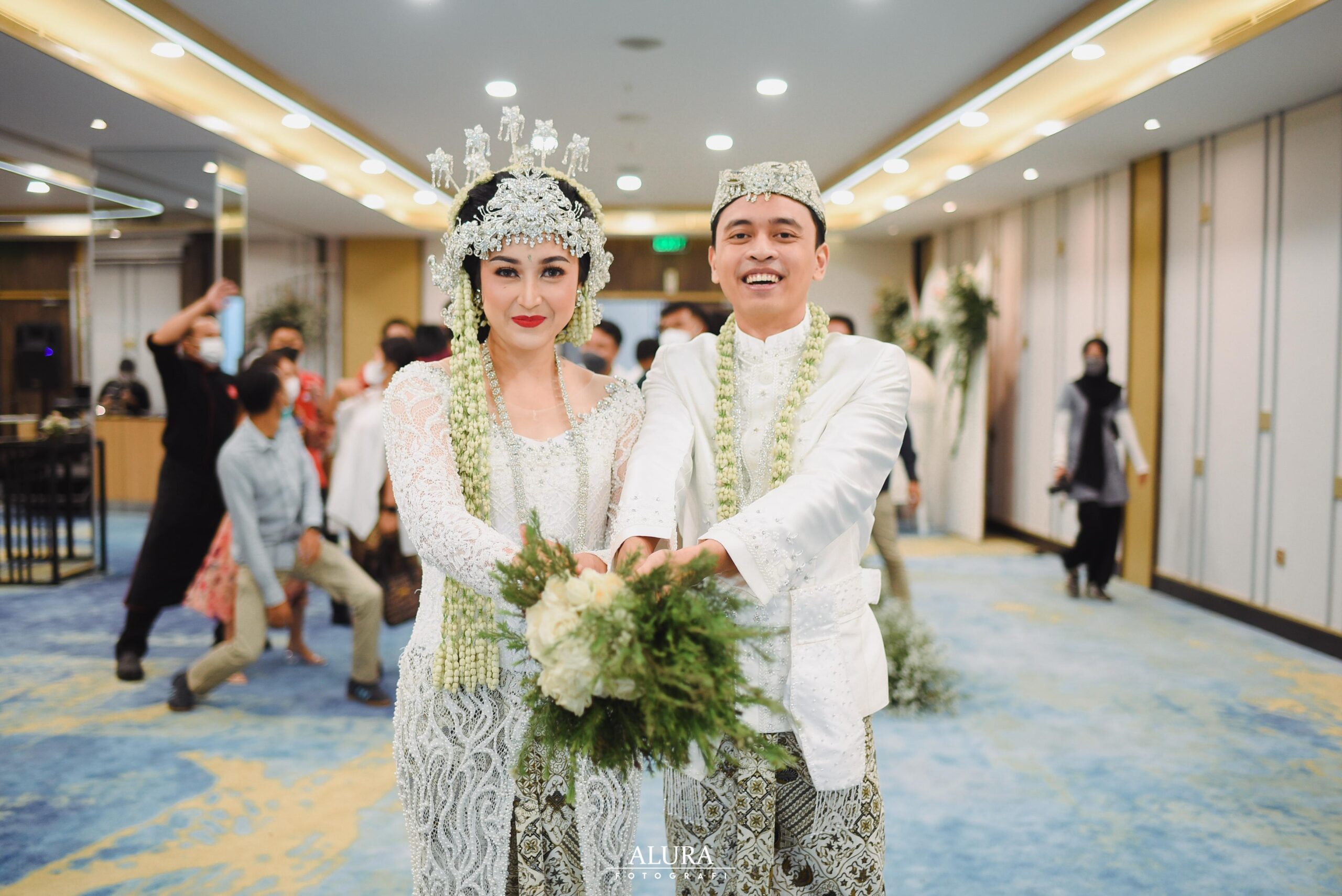 Wedding Planner memastikan bahwa setiap detail acara akan terencana