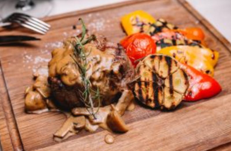 Menu Istimewa”Night Of Love and Romance” di Oakwood Kuningan Jakarta