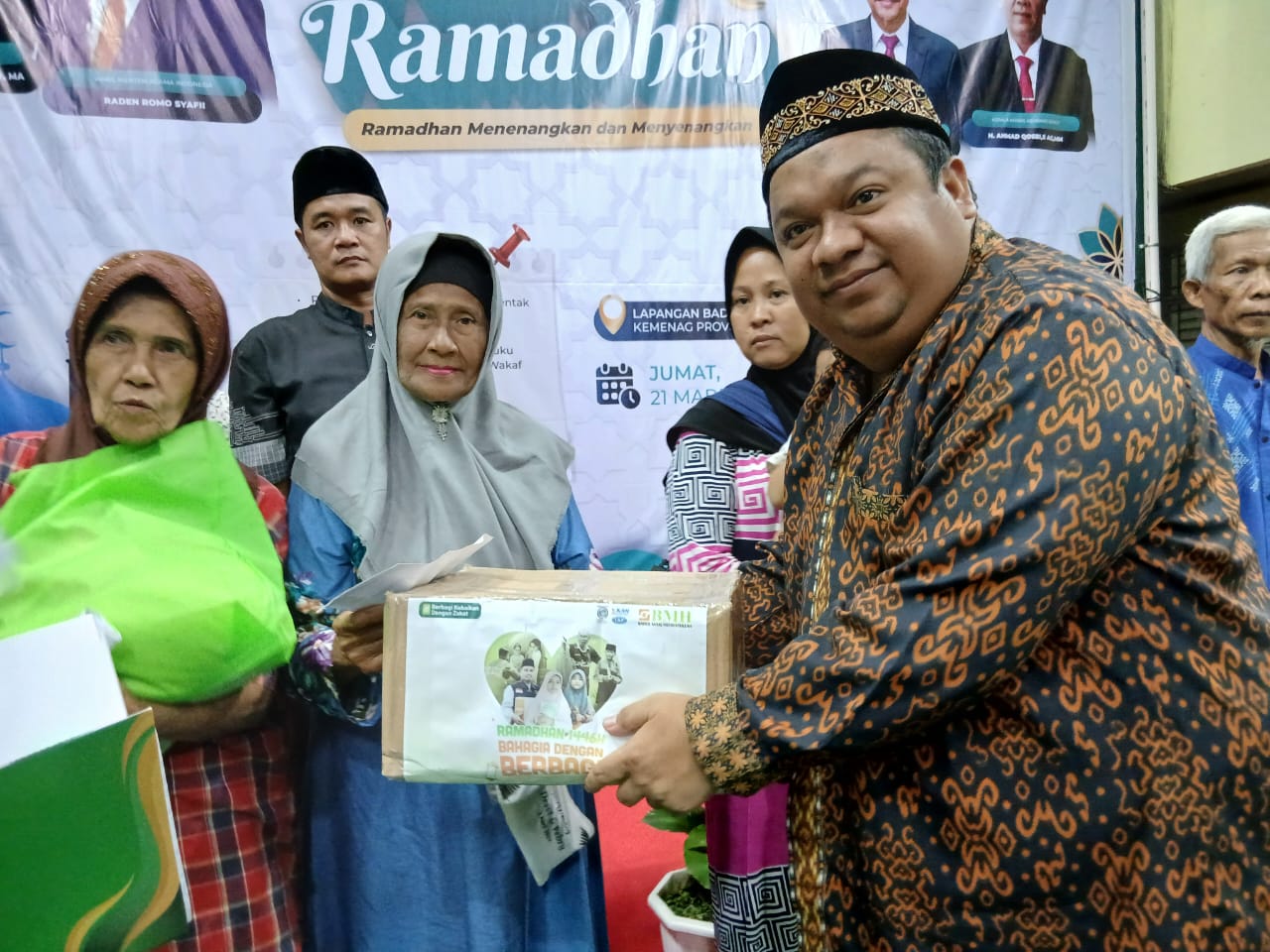 BMH Serahkan Sembako Untuk Fakir miskin dan Dhuafa Melalui Kemenag Provinsi Sumatera Utara