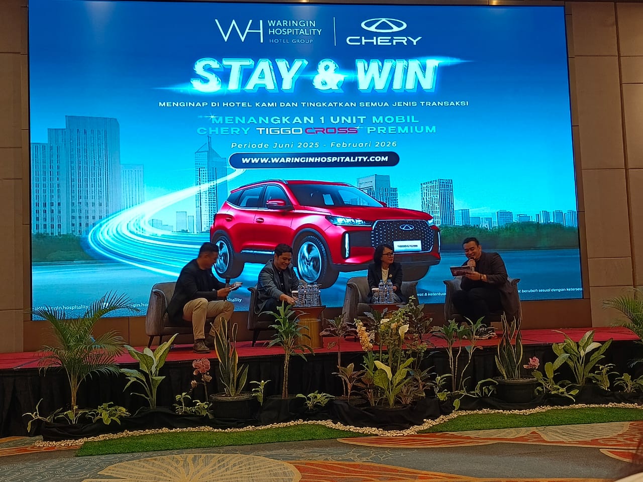 Menginap di Hotel Waringin Hospitality, Gebyar Promo Bawa Pulang Mobil CHERY TIGGO
