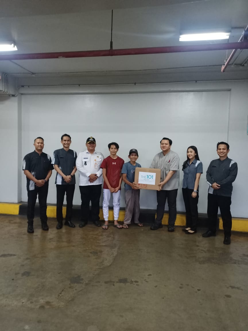 THE 1O1 Hotel Bogor Suryakancana Salurkan Bantuan Pendidikan Anak Kurang Mampu