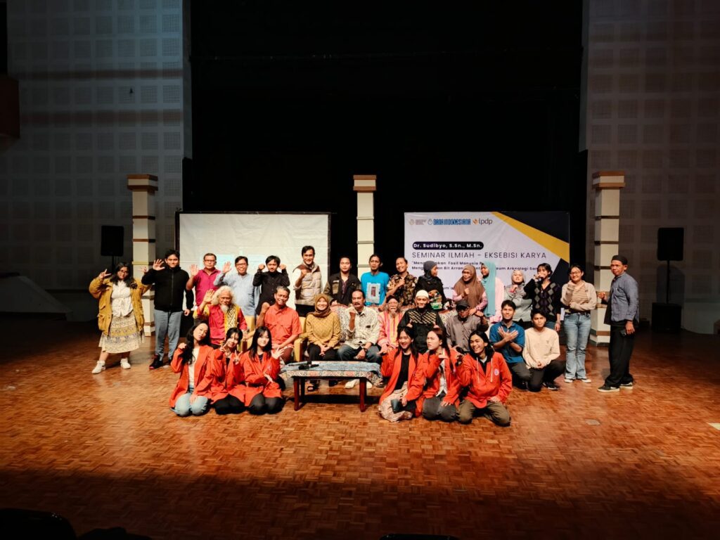 Menembus Lorong Waktu: Dramaturgi Digital Dr. Sudibyo untuk Manusia Purba