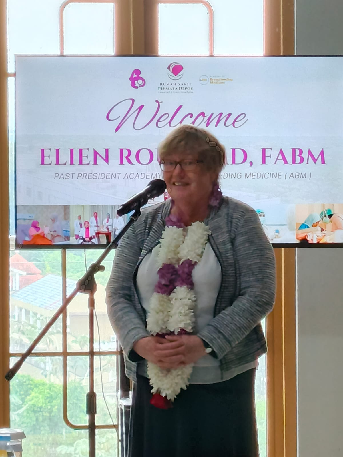Misi dr. Elien Rouw di Indonesia: Mengintip Rahasia Kesuksesan Layanan Menyusui RS Permata Depok