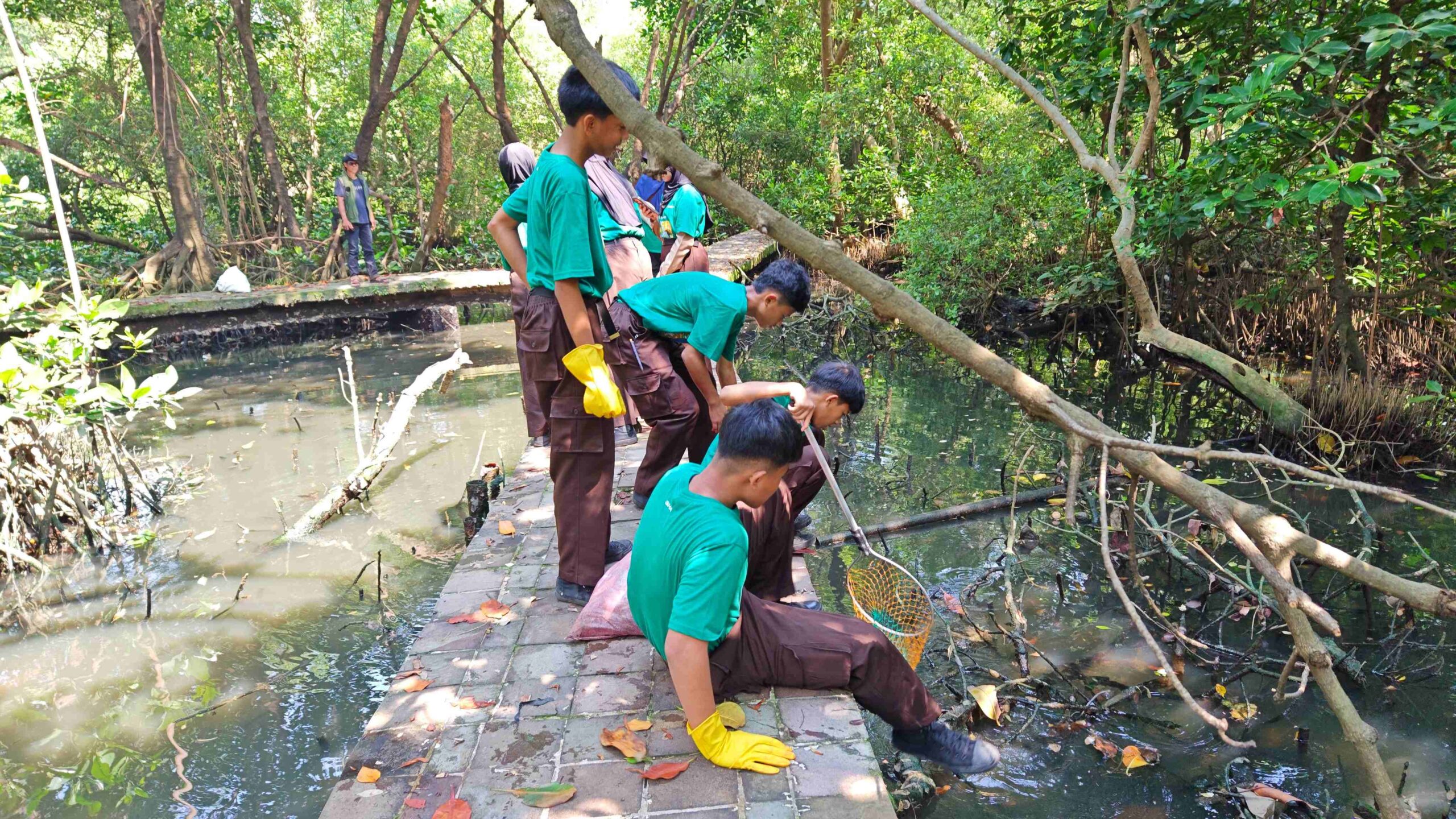 Bukan Sekadar Seremonial, Sharp Greenerator Buktikan Konsistensi Jaga Bumi Selama Satu Dekade